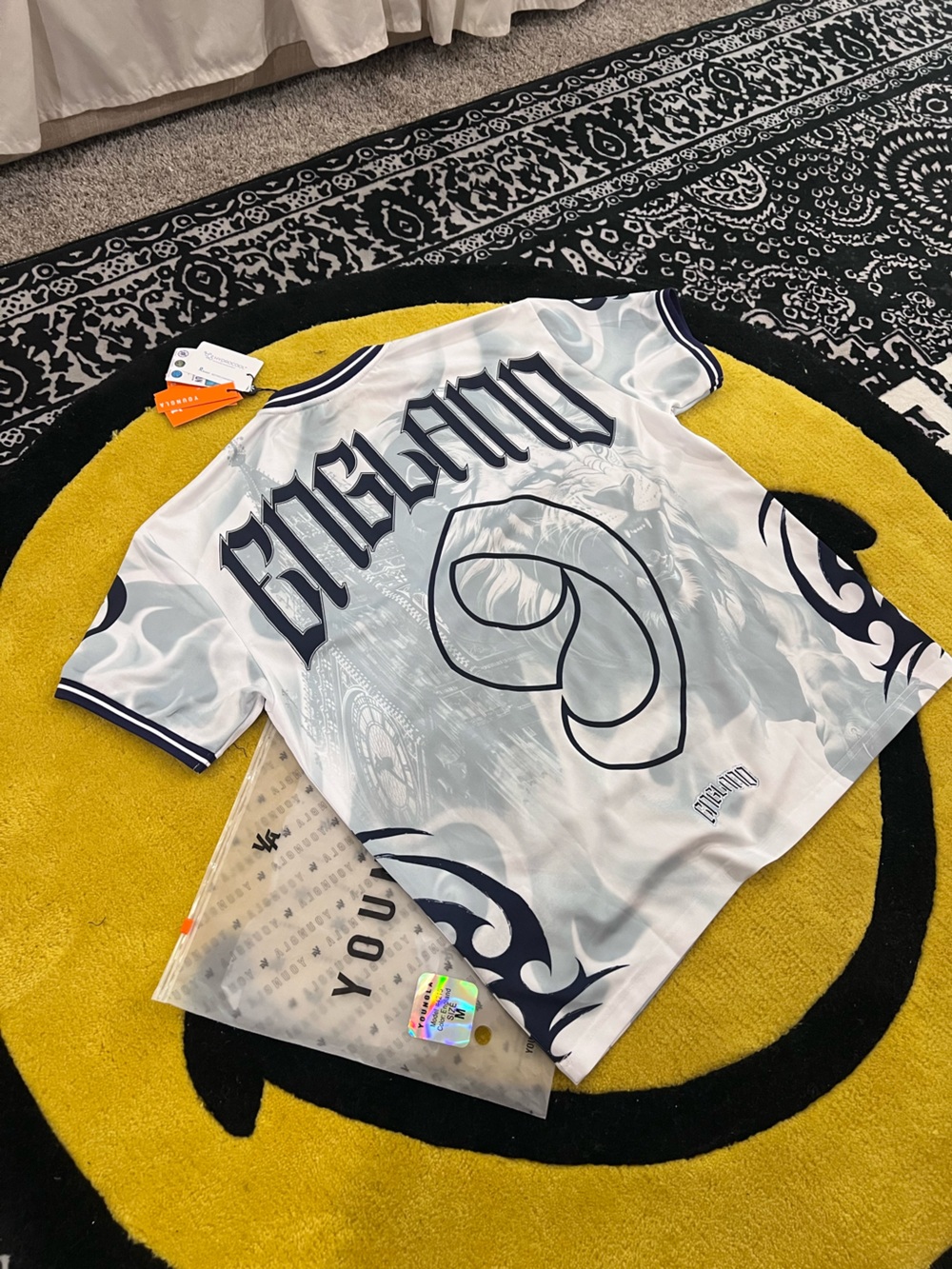 YoungLA international football jersey, England, Medium